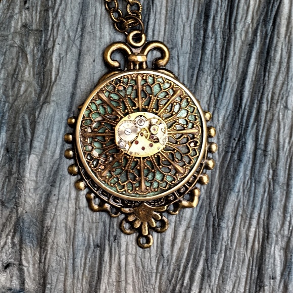 Victorian Handmade Necklace - Picture 3 of 4